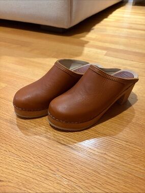 Maguba Women's Brown Leather Clog Heels Size 37/7